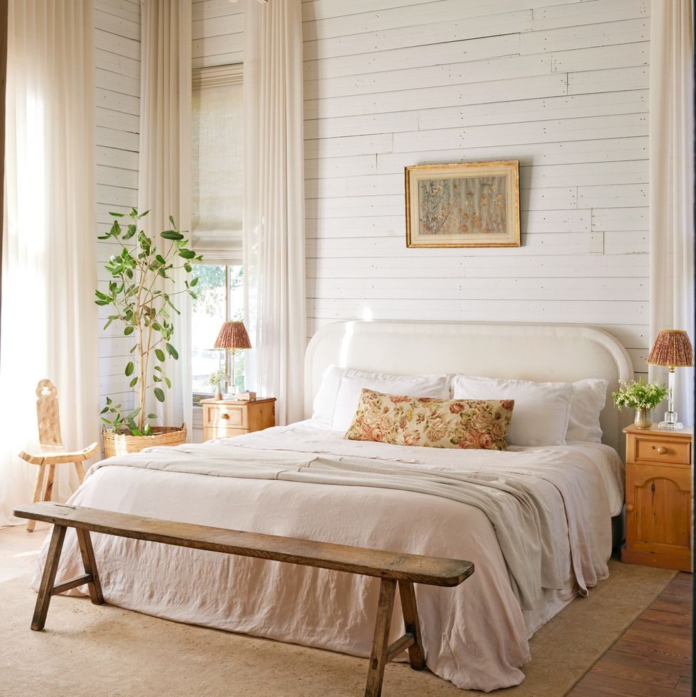 Rustic Nightstands: Adding Tradition to Your Farmhouse Bedroom