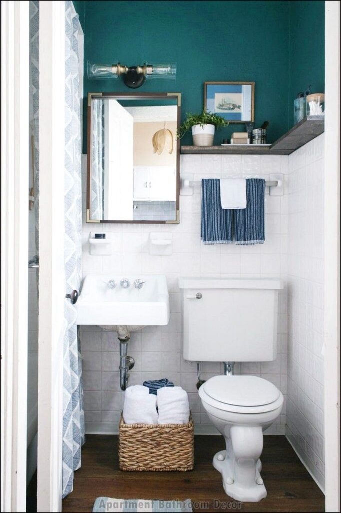 Bathroom Basics: Functional Decor for Your First Apartment