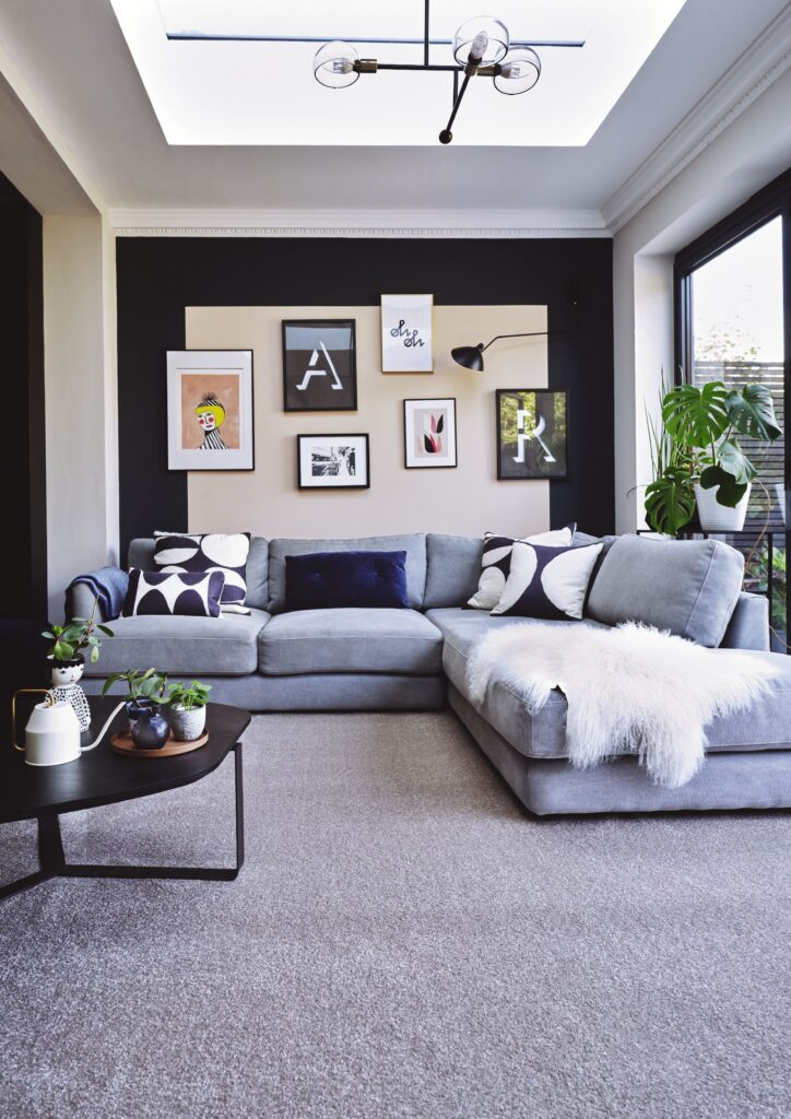 Contrasting Color Schemes in a Gray Couch Living Room